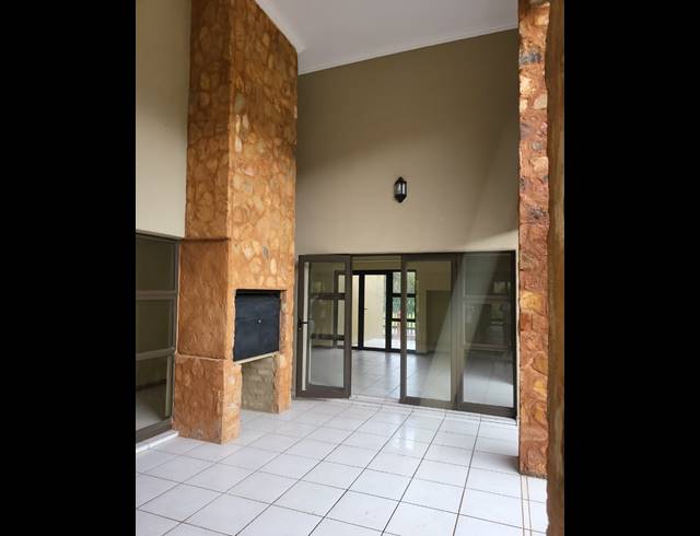 4 BEDROOM HOUSE FOR SALE IN ESTATE D' AFRIQUE